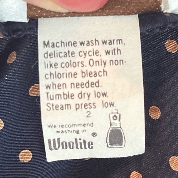 Vintage SUBURBAN PETITES Union Made Long Blue Dotted Skirt Made in USA Shiny - Picture 8 of 10